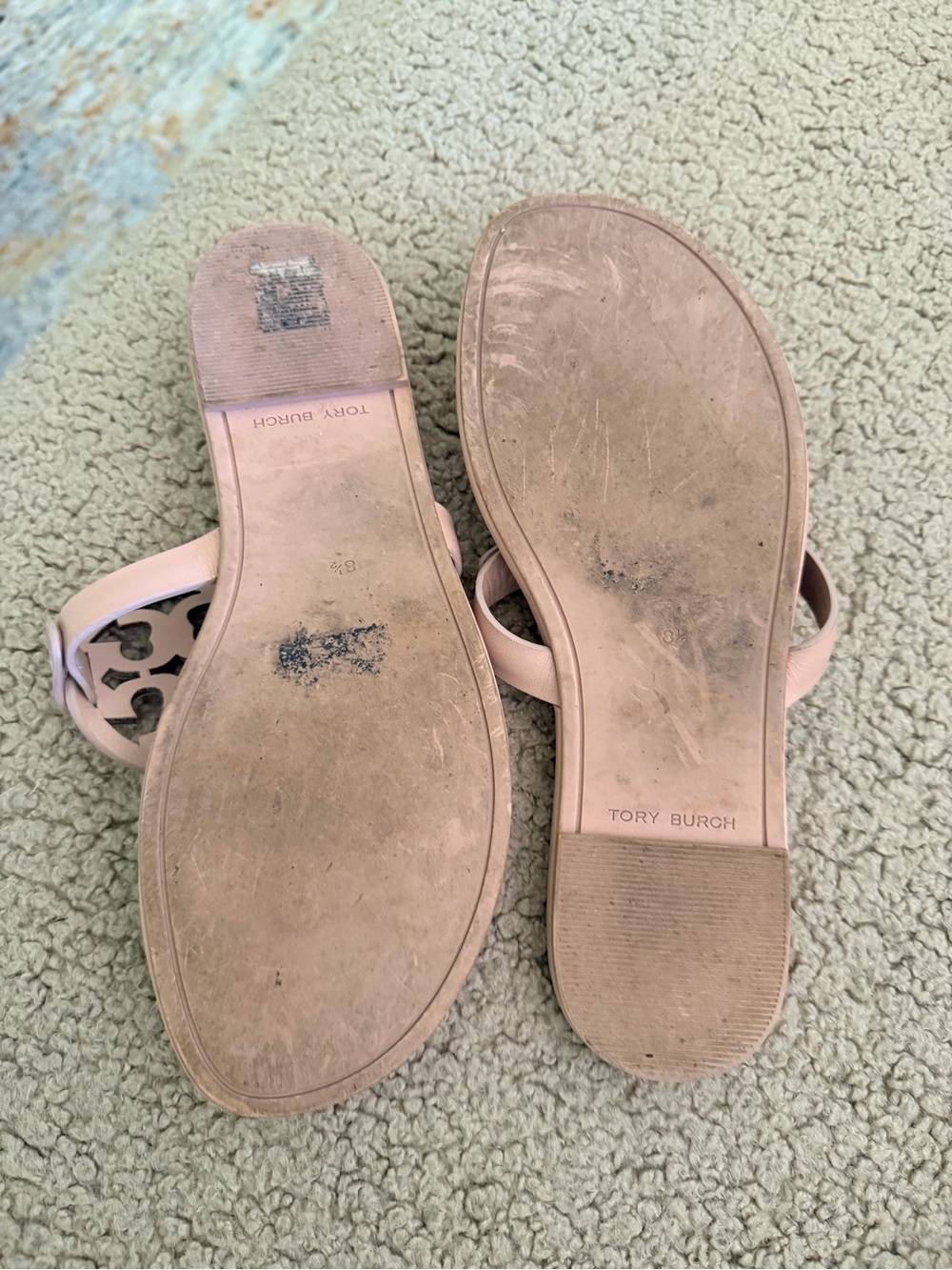 Tory Burch Miller Sandals in Light Sand. Size 8.5 - Picture 4 of 4